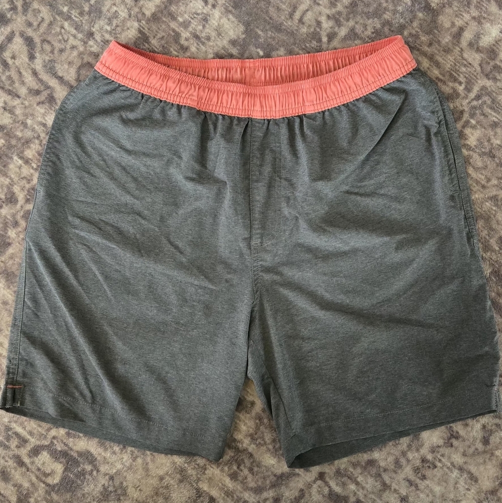 Chubbies Athletic Shorts in Gray and Coral